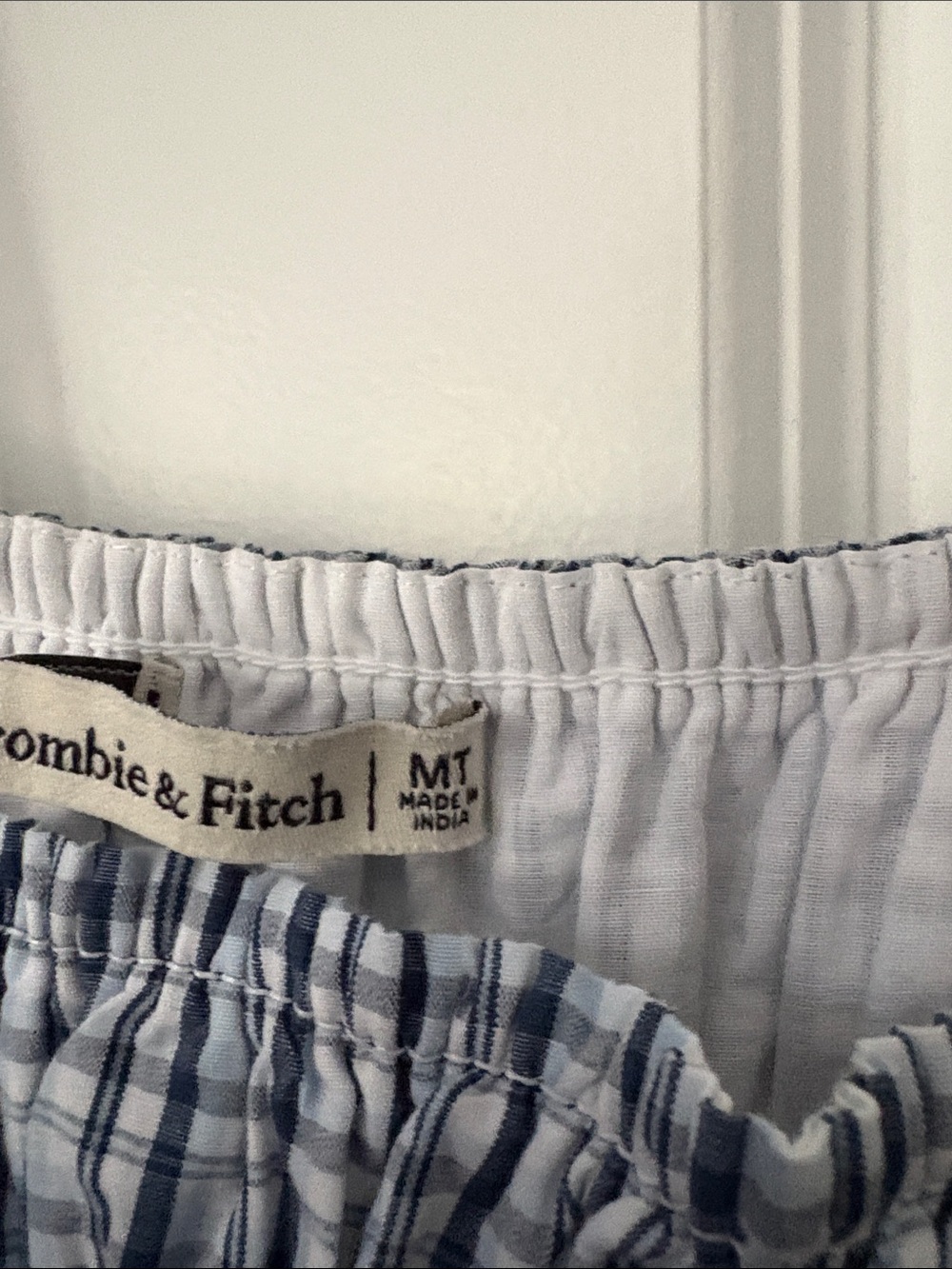 Abercrombie & Fitch Women's Smocked
Babydoll Tie Mini Dress - Picture 3 of 9